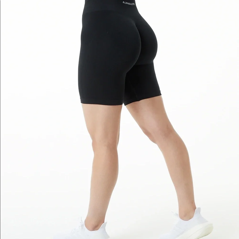 Alphalete AMPLIFY SHORT 7.5" - Picture 4 of 7